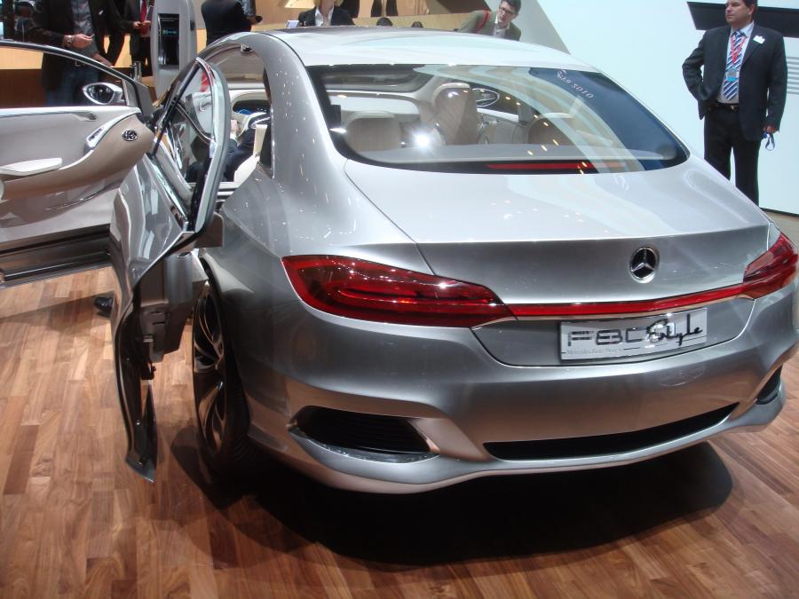  Mercedes-Benz F800 Style Research Vehicle 2010 года  (фото 24 из 193)